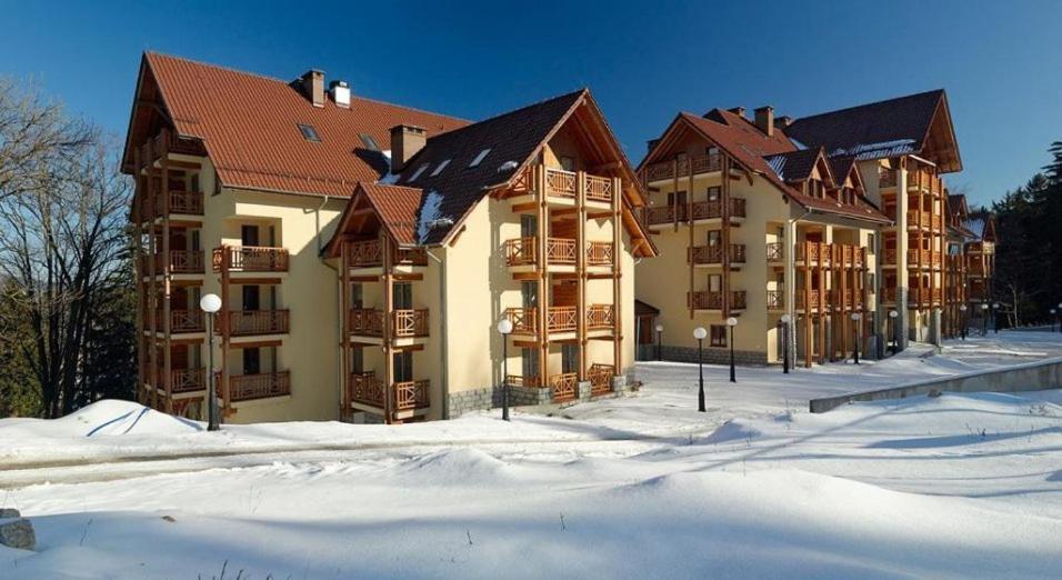 Apartament Urocza Przy Wyciagu Ski Arena シクラルスカ・ポレンバ エクステリア 写真