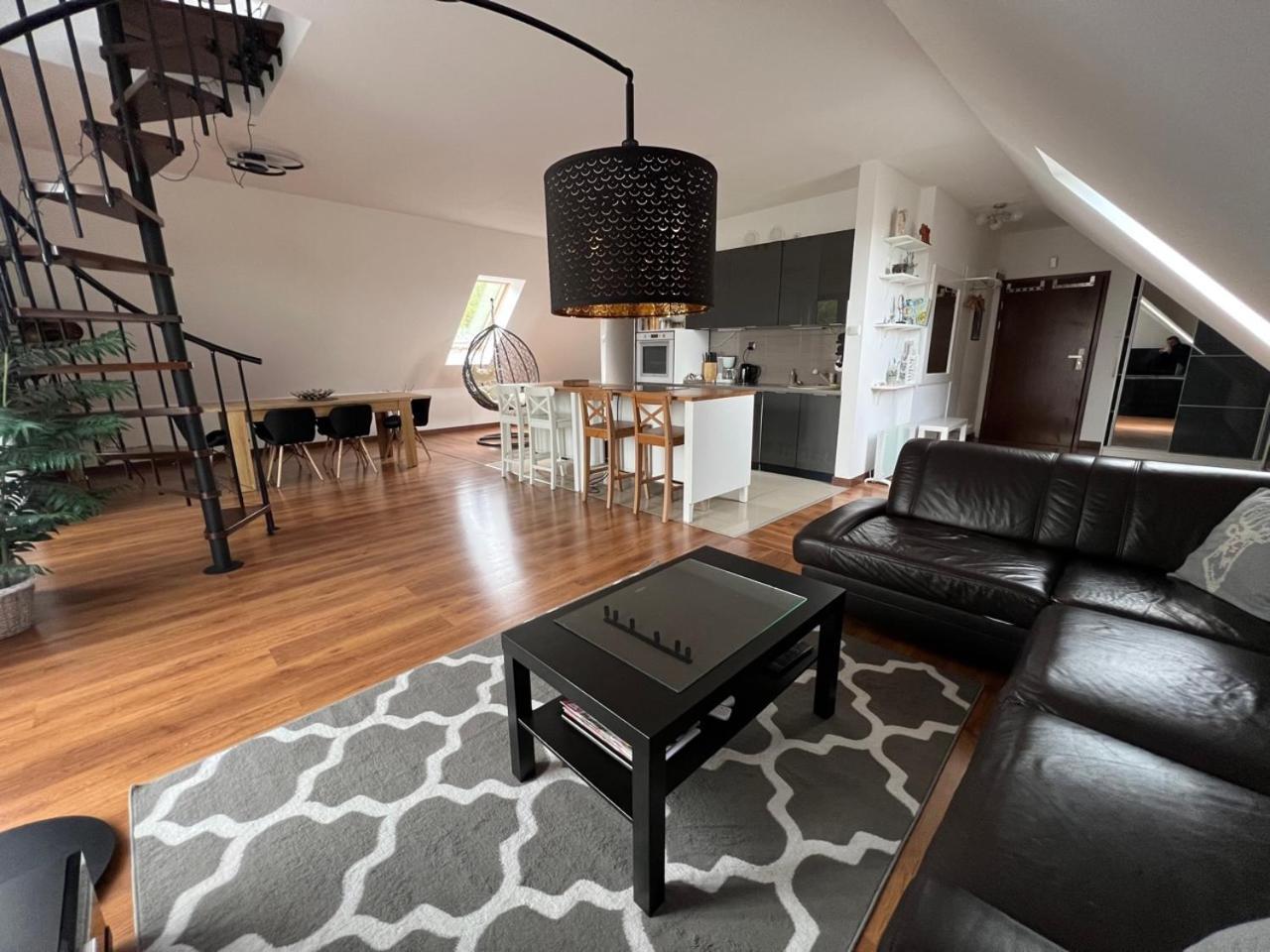 Apartament Urocza Przy Wyciagu Ski Arena シクラルスカ・ポレンバ エクステリア 写真