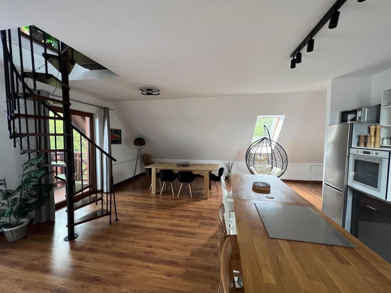 Apartament Urocza Przy Wyciagu Ski Arena シクラルスカ・ポレンバ エクステリア 写真