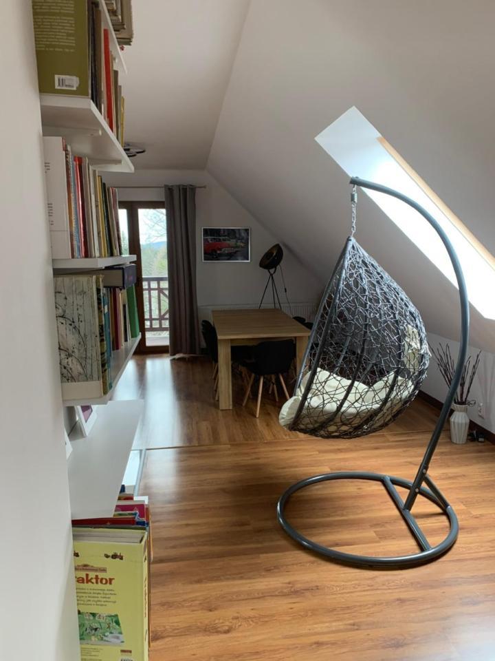 Apartament Urocza Przy Wyciagu Ski Arena シクラルスカ・ポレンバ エクステリア 写真