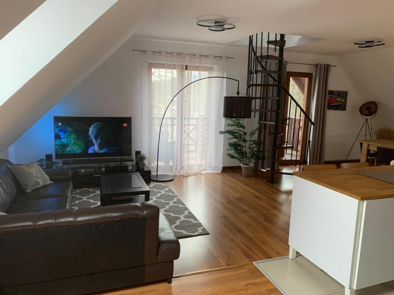 Apartament Urocza Przy Wyciagu Ski Arena シクラルスカ・ポレンバ エクステリア 写真
